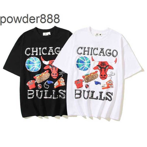 Trendy American Style Relief Relevou Mens e Mulheres Hip Hop Street Prank Bull Manga curta Camiseta de casal de uniforme de classe