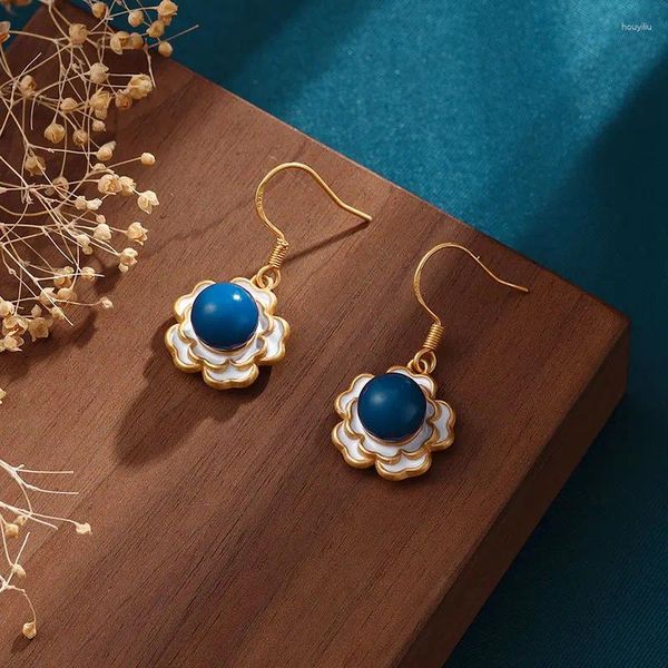 Brincos de balanço originais Vintage estilo de esmalte chinês Flores incrustadas Lapis Lazuli Camellia para mulheres requintadas jóias azuis de ouvido