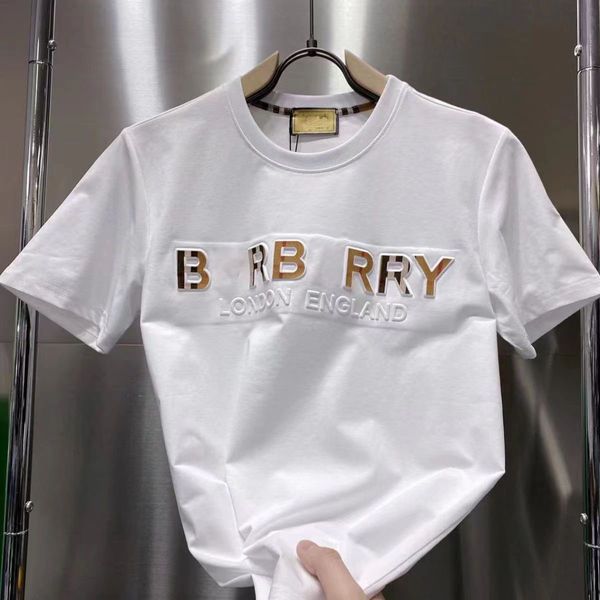 2024 Erkekler Tasarımcı T-Shirt Erkek ve Kadın Gömlekleri Moda Mektubu Yuvarlak Boyun Siyah ve Beyaz Kısa Kişili T-Shirt Erkekler Ekstra Büyük T-Shirt
