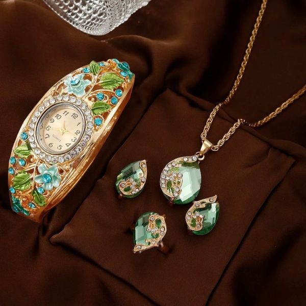 Роскошные женские браслеты Quartz смотрит модные многофункциональные женские часы высококачественные женские кварцевые часы