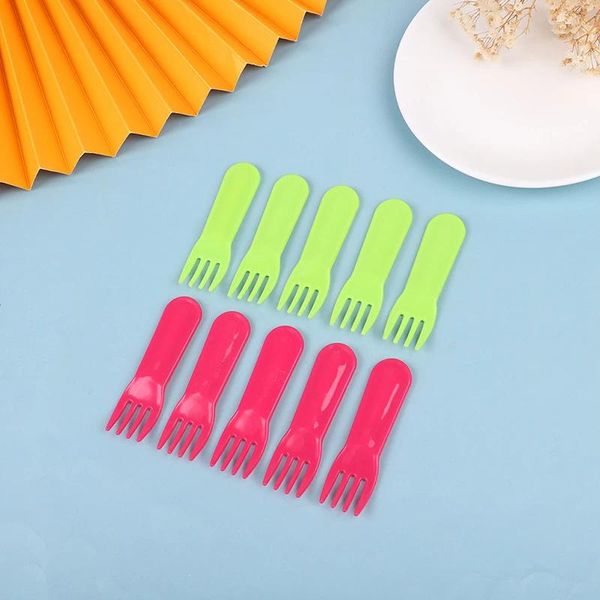 Forks 10pcs Plástico Fruit Fork Mini desenho animado crianças lanche bolo de lanches Pick Polhe de dente Bento almoço decoração de festa