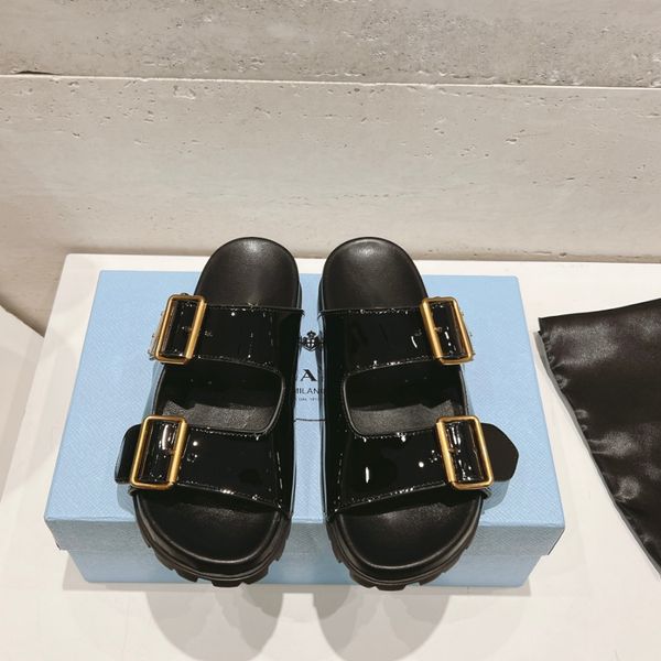 Роскошные дизайнерские женские сандалии с двойной пряжкой, металлические римские сандалии с зубцами, кожаные сандалии на плоской подошве, летние повседневные пляжные тапочки, размер 35-39