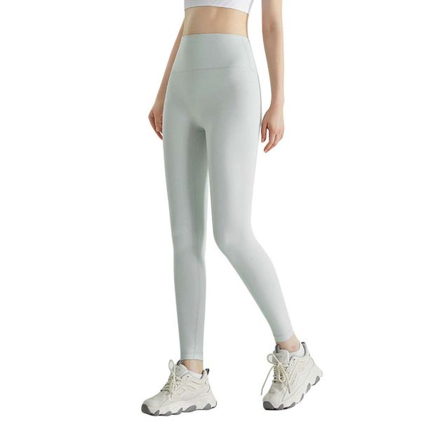 Pantaloni attivi del designer pantaloni da yoga nudo per donne che indossano pantaloni di fitness ad alta vita e sollevamento dell'anca con tasche per il vestito di yoga da donna autunnale