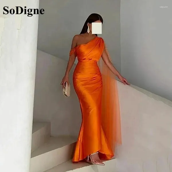 Partykleider Sodigne Orange Abend Meerjungfrau One Schulter Saudi -Arabien formelles Kleid mit Tulle Warp Women Prom Kleider 2024