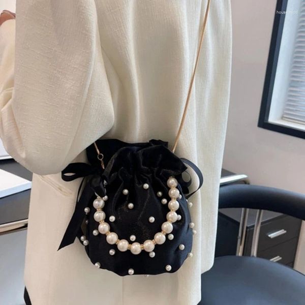 Draw String Frauen Umhängetaschen Hochwertige Luxus Damen Handtasche schwarze Perle Perlen Imitation Seide Weibliche Eimer Crossbody Tasche