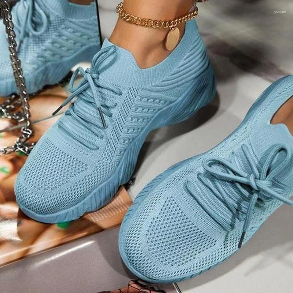 Sneaker per scarpe casual 2024 Piattaforma in pizzo di moda per l'estate femminile Plus 43 Flat Mesh Sports Woman Vulcanize