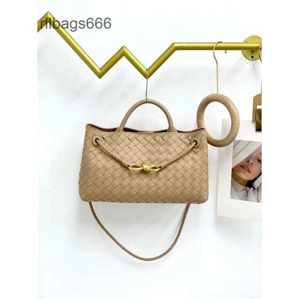 Bottegs Womens Single Borse Buckle Leather Venetaas Spalla Metal Lad New East/West Bags Dedy Dedy Abitation Andiamo Grande tote classico TK8Z