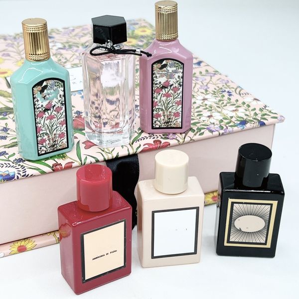 Kit di campionamento del profumo di lusso per animali domestici di lusso da giardino 6 pezzi!Profumo: Gardenia Dream, Gardenia Dream Jasmine, Gardenia Flower Dance, Pink Flower, Red Flower, Flowery Charm.