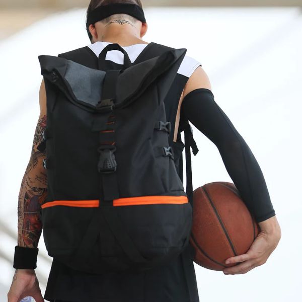 Taschen Multifunktionale Outdoor -Männer Sports -Fitness -Taschen Basketball Rucksack Schultaschen Rugby Sports Wandertasche Jugendfußballtasche