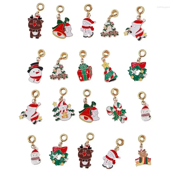 Decorações de Natal 20pcs mix sister charme boneco de neve pingente de Santa Box para acessórios de jóias artesanais de bricolage