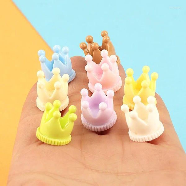 Figurine decorative 10pcs kawaii mini resina in resina 3d figure a corona 3d articoli in miniatura accessori per scrivania scultura decorazione di gioielli