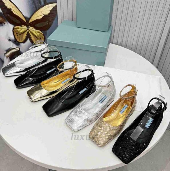 Sandálias de grife feminino Ballet Flats Milano Modos de couro metálico Torno