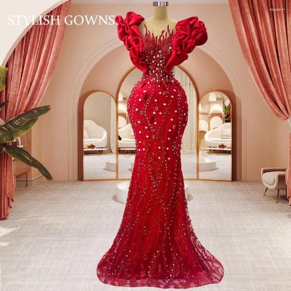 Partykleider Luxus rotes Abendkleid 2024 Spitze Perlen Kristallgeburtstagskleider Dubai Arabische Mitte hergestellt