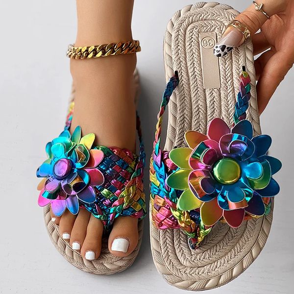 Frauen Mode Casual Schuhe Flachferien Holiday Holographic geflochtenes Blumenmuster Zehen Post Beach Flip Flops 240418