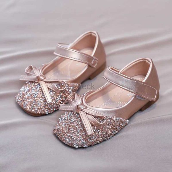 Sandalen 2024 Sommer Fashion Kids Schuhe Prinzessin Girls Party Schuhe Kinder Sandalen bunte Pailletten flache Absatzschuhe Mädchen Sandalen 240419