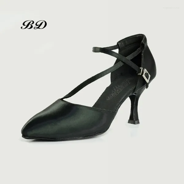 Dans Ayakkabıları Fabrika Outlet Top Balo Salonu Kadınları Latin Bd 188 Caz Modern Siyah Satin Topuk 7.5 cm Ayak Bakım Tasarımı Danteller