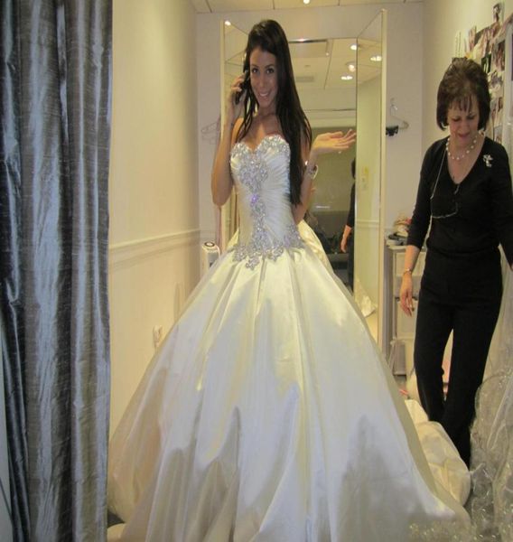 Вестидо де Нойва свадебные платья дизайнеры Ball Gown New Crystal Pearls Вышивка для церковного свадебного платье свадебного бала свадьбы New8757473