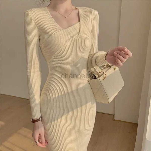 Basic lässige Kleider häkeln sexy mutig gestrickte Knielänge Kleidung Bodycon Frau Kleider Feste Deckkleider für Frauen Midi Beach Langarmknit 240419