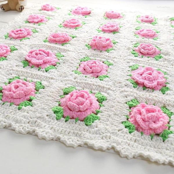 Coperte coperta fatta a mano per pops nacque nato all'uncinetto rosa fiori rosa floreale a maglia ricevendo pografia