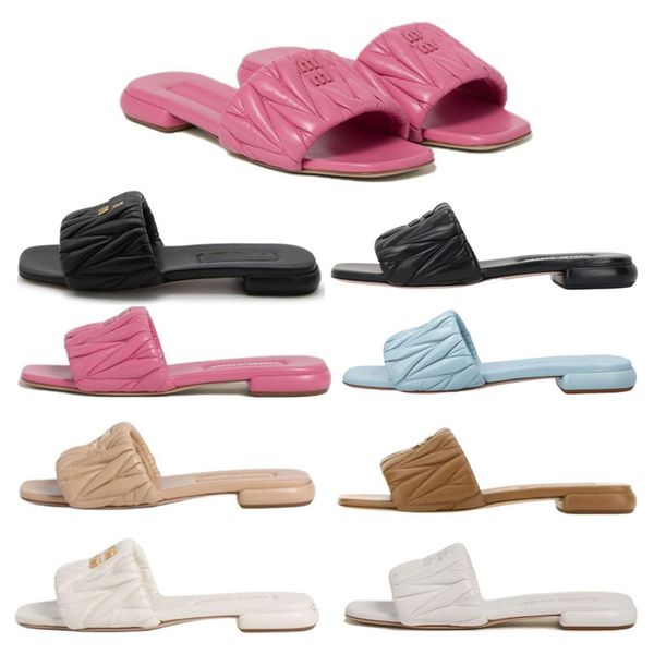 Плоская мягкая стелька Любимая легкая дизайнерская скользящая женские дизайнерские тапочки плоть летние сандалии летние ретро -легкие универсальное стиль