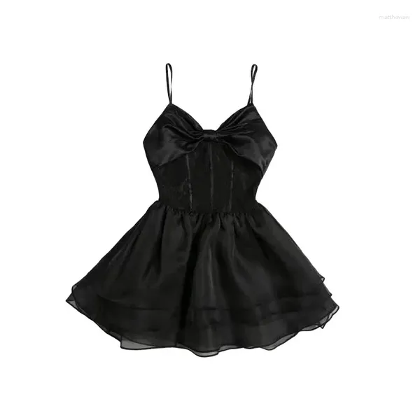 Abiti casuali Mini abito nero elegante per donne sexy sexy a v-scollo spaghetti cinghia sottile abito a base di palla a più gallina femmina