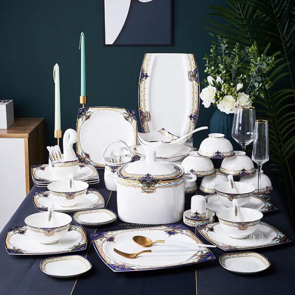 Sets luxuriöser nordisches königliches Keramikgeschirr Set Bone China Gold Rim Square Teller Gerichte Abendessen Sets