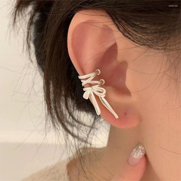 Brincos de backs 1Pair Hollow Bow Ear Clip para mulheres moda punk sem piercing personalidade clipes acessórios de jóias