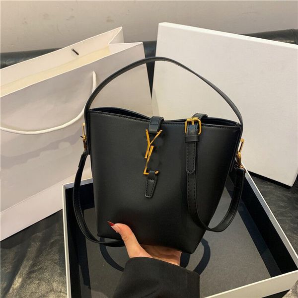 Umhängetaschen Designerinnen Frauen Tasche echte Lederfrauen Frauen Eimer -Tasche Clutch Classics Hochwertige Handtasche Retro Sack A Hauptbetriebs Großhandel TE041 H4