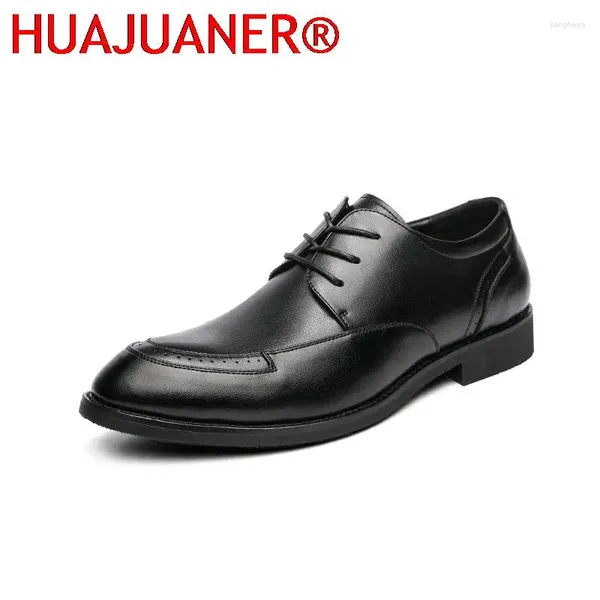 Sapatos casuais vestido de negócios masculino para homens corea moda de couro confortável Oxford Office Lace-up calçados sólidos