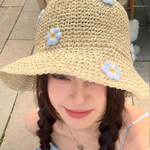 Berets Sommersonne Hut Frauen Strohhäkelschale Frauenfaltbar Panama Cap UV Boho Blumenfischereihüte Urlaubsstrand Strand