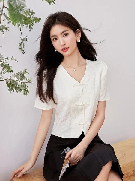 Blusas femininas camisa chinesa retro mulheres de verão design chic senso deck de gola em vemas curtas de capa curta temperamento blusa slim