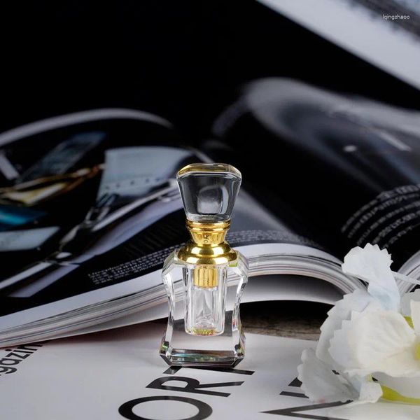 Garrafas de armazenamento 1 ml/2ml de espessura espessura de vidro transparente reabastecido perfume essencial perfume elegante cristal de gotas de garrafa com aroma