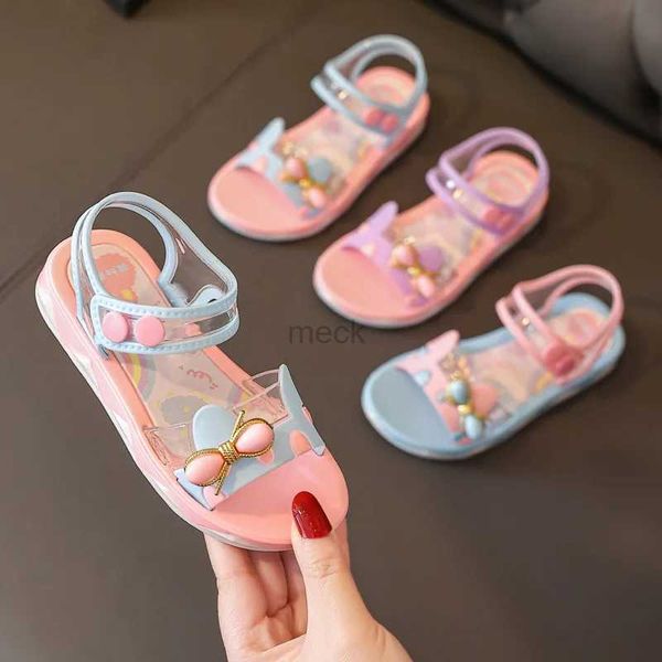 Sandalen Sommer kleine Mädchen Sandalen 2024 Neue Blume einfache süße rosa lila Kinder Sandalen Kleinkind Baby weiche Freizeitschulen Schuhe Schuhe 240419