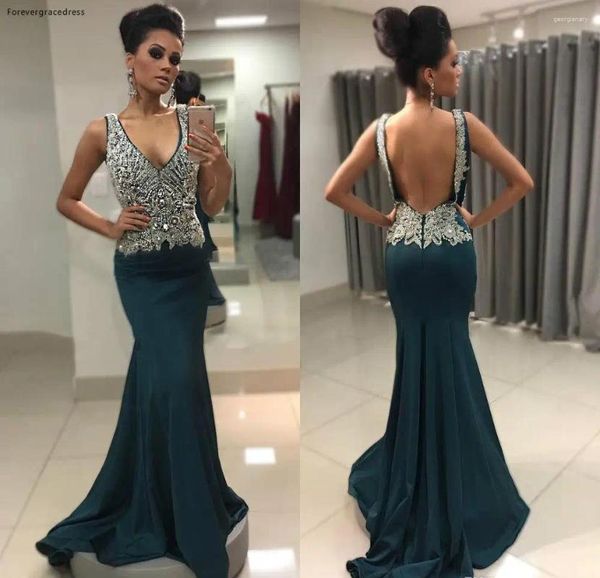 Abiti per feste 2024 Abito da sera sirena Abito in rilievo Cristalli di perline Long senza schienale Celebrity Wear Abito da ballo da ballo su misura per le dimensioni personalizzate