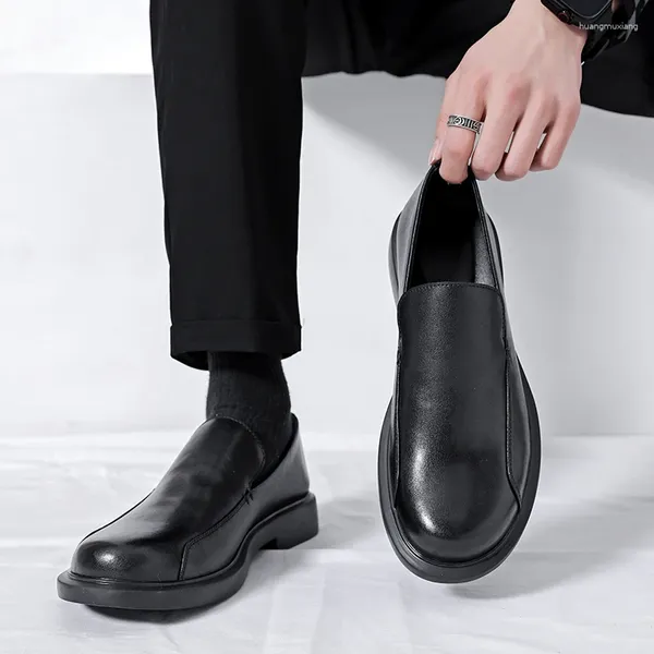 Sapatos casuais Men-Match Slip On Fashion Leather Loaffers Business Men Boat Modern Lazy A18