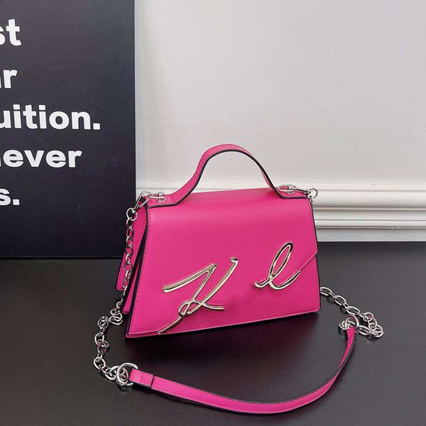 Nuova borsetta designer per donne promozione in fabbrica luce di lusso di alta qualità Lettere portatile Bambia da sella tendenza a una spalla Cross Crossbody