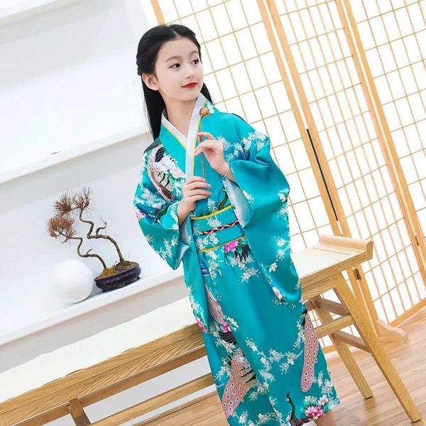 Kn6y Roupas étnicas infantil garotas novidades nacionais japão quimono tradicional vestido yukata cetim seda luxuoso manto de banho oriental com obi performance d240419