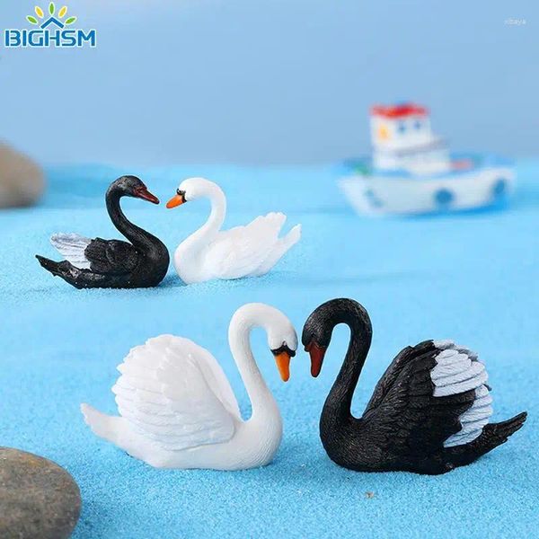 Dekoratif Figürinler 2pcs Mini Swan Hayvan Minyatürleri Figürin Zanaat Bonsai Ev Peri Bahçe Süsleme Araba Dekorasyon Teraryum