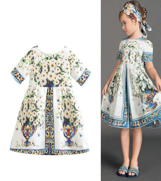 Einzelhandel, Baby Mädchen Chrysanthemen Kurzarm Partykleider KINDS KINDER RUFFEN BLUFLE Prinzessin Kleid Kinder Designer Boutique 8334335