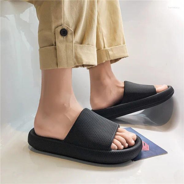 Slippers Lovers Tamanho 35-45 Moda de verão Sandálias masculinas de alta qualidade Sapatos de praia Casual casual resistente