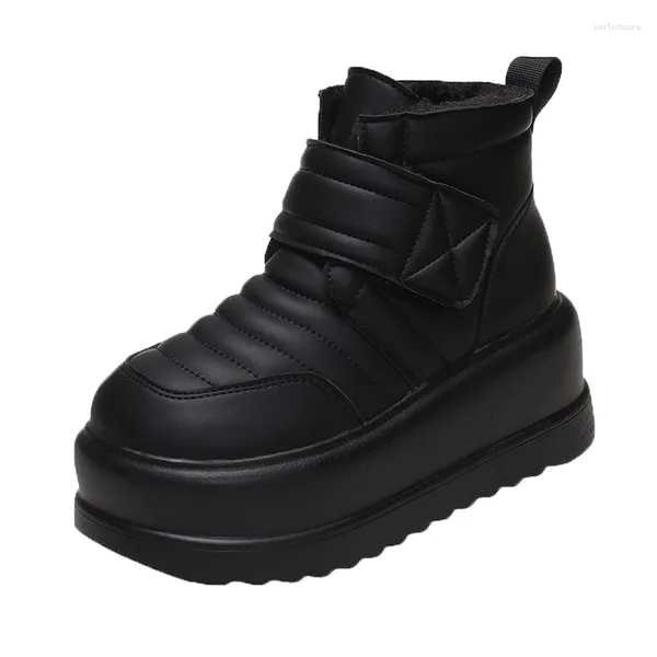 Scarpe casual Donne Donne calde stivali da neve peluche inverno inverno inverno con tacchi da 8 cm sneaker spessa in pelliccia spessa Piattaforma alta