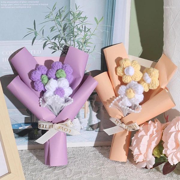 Dekorative Blumen künstliche Blume Häkel Bouquet Mini Hand gewebtes Stricken Graduierung Blumenstärke Hochzeitsfeier Dekoration Muttertag Geschenk