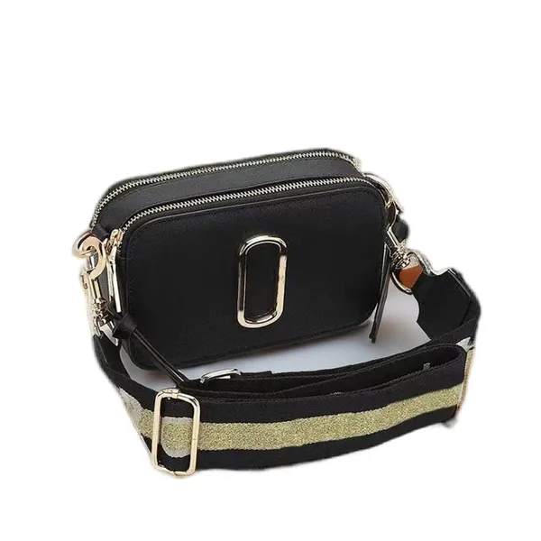 Snapshot Designer -Tasche zarte Pochette -Geburtstagsgeschenke mit plattiertem goldenem Teil Lederkameratasche für Frauen praktische Mini -Größe Schwarze Herrenbeutel Riemen entfernbarer C23