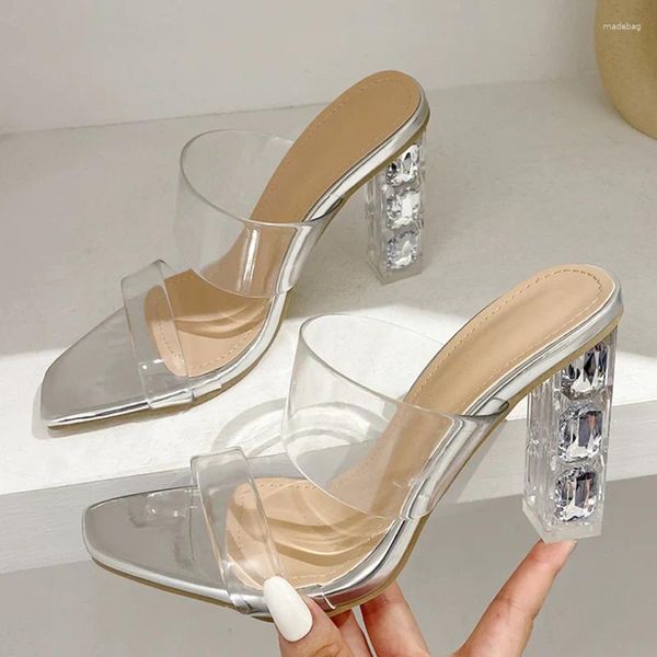 Slippers Summer PVC Sapatos transparentes para mulheres 2024 Moda Crystal Clear Heels High Sandálias de festa de mulheres