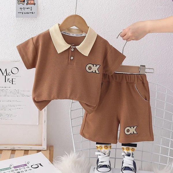 Set di abbigliamento set da bambino outfits abiti da bambino estate 3 anni lettere waffle t-shirt a manica corta e pantaloncini due pezzi per