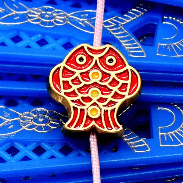 Accessorio geomanzia Koi in stile cinese Accessorio Accessore gocciolamento olio opaco oro foro rosso separato da perline 18 figlio Bracciale a doppio pesce ciondolo