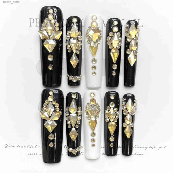 False Nails 10pcs Black Long Hand Made Press Press on Nails Ballet Decorazione Rhinestones Decorazione False Nails Queen Copertura FINIT FACHI TAPS ART Y240419