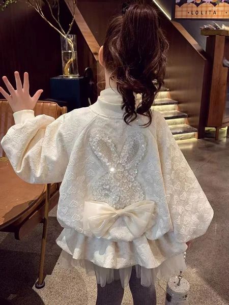 Джакеки 2024 Девочки Колочке Jacke Baby Kids Fashion Fashion Sequined Cartoon Princess Mite Outwear 2-8T Wind-Ronation