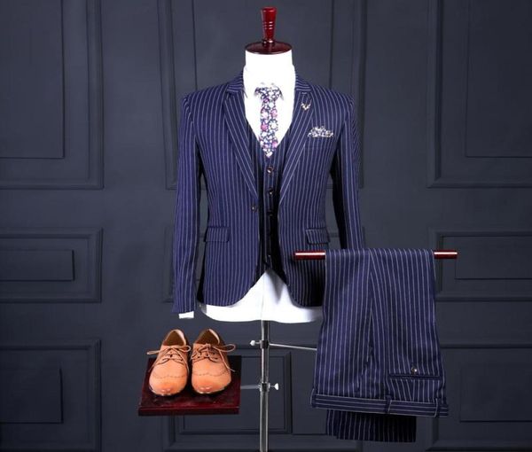Men039s Suit Blazer Ultimo cappotto Pant Pant Designs Navy Blue Vertical Strip Men Siding Formal Slim Fidet Stilish Smoking 3 Piec3681092