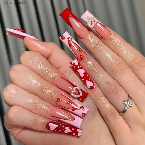 Falsche Nägel 24pcs Ballet falsche Nägel Valentinstag Süße Herz Liebe Design Pink Red Artificial Nails Wearable Coffin Press auf gefälschten Nägeln Y240419